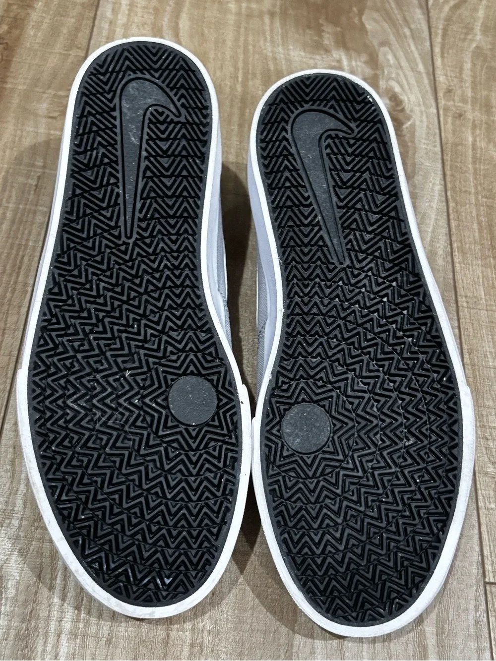Nike Men’s SB Charge Canvas Sneakers with White Swoosh